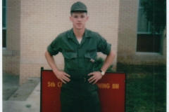 1978-07-Brian-Smith-in-from-of-fancy-barracks